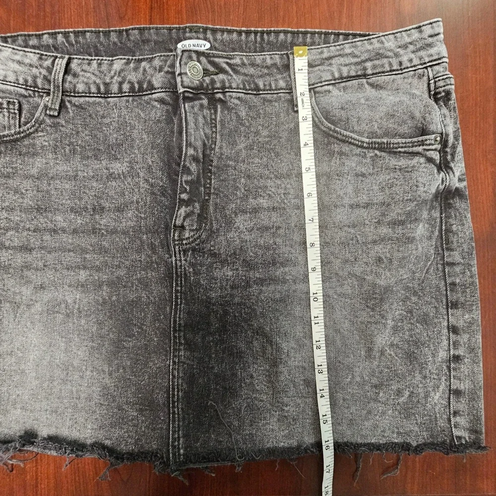 Old‎ Navy Denim Skirt 18 Black Acid Wash Mini Raw Hem Stretch Grunge Indie Y2K
